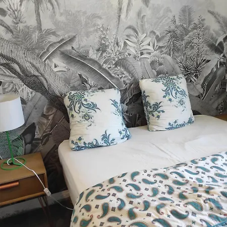 K.n.c.1601 Bed & Breakfast *