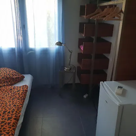 K.n.c.1601 Bed & Breakfast *